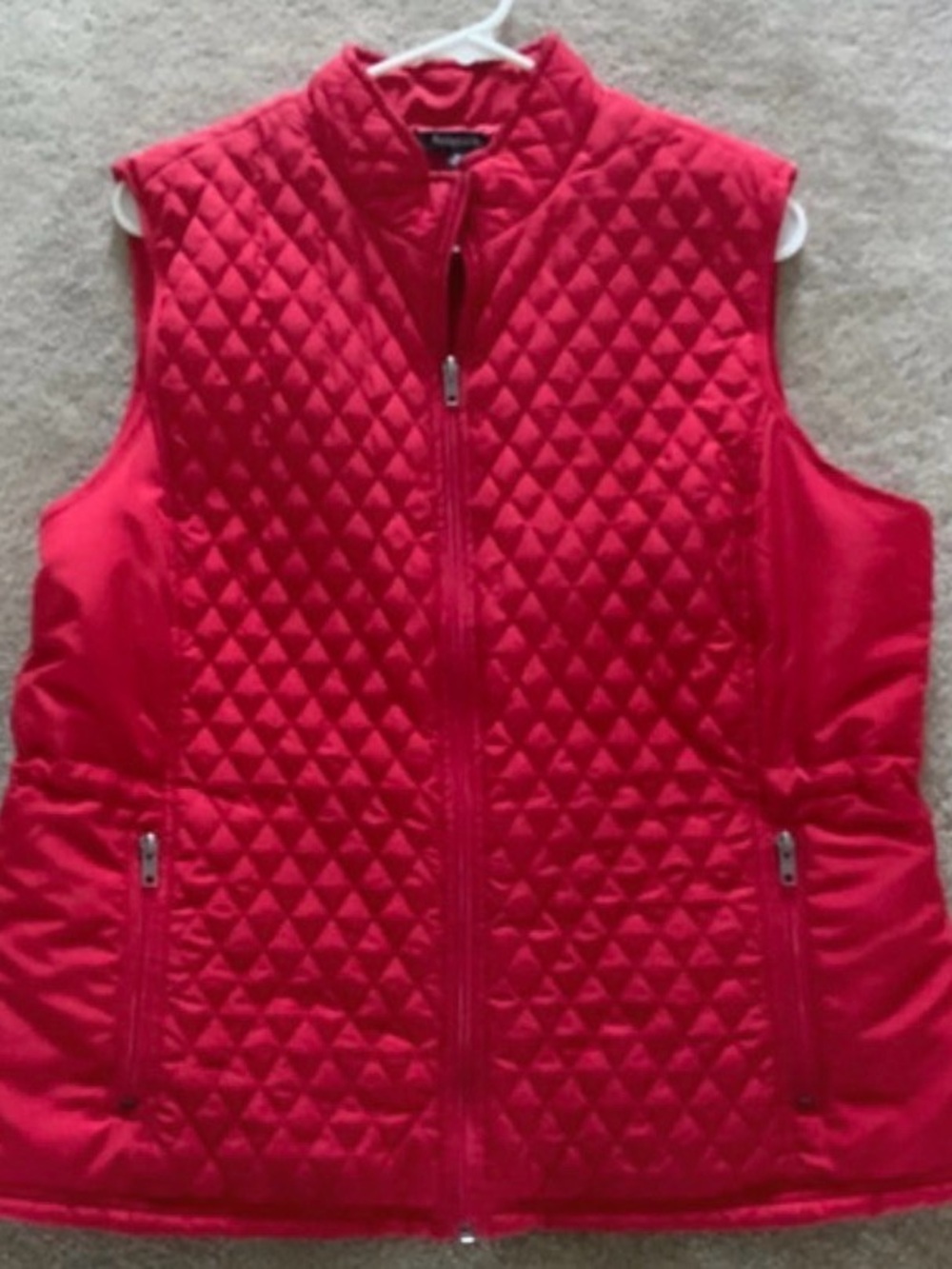 Relativity Quilted Vest in vibrant red. Like New. XL
